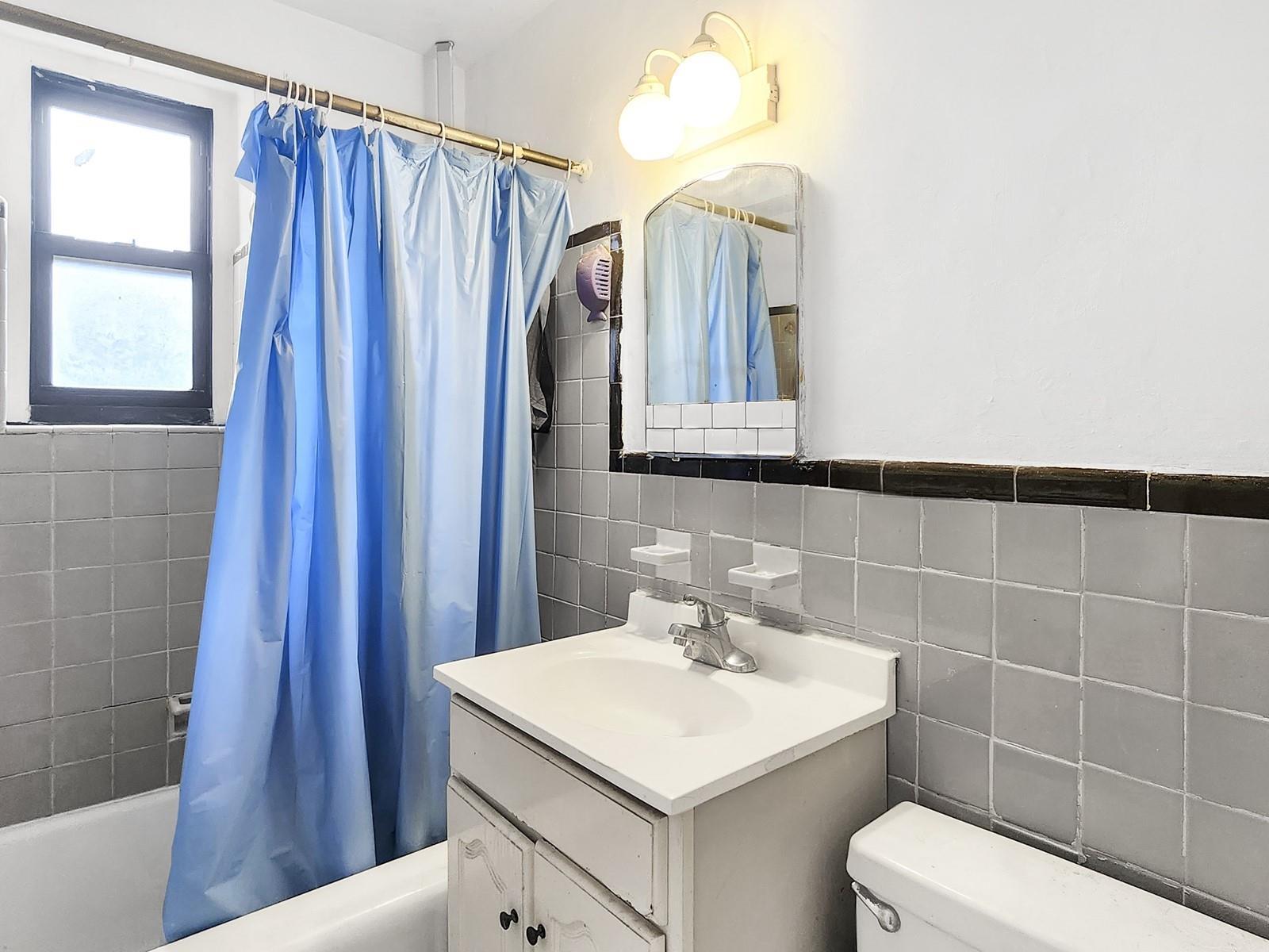 Coop 28th Rd.  Queens, NY 11354, MLS-821189-6