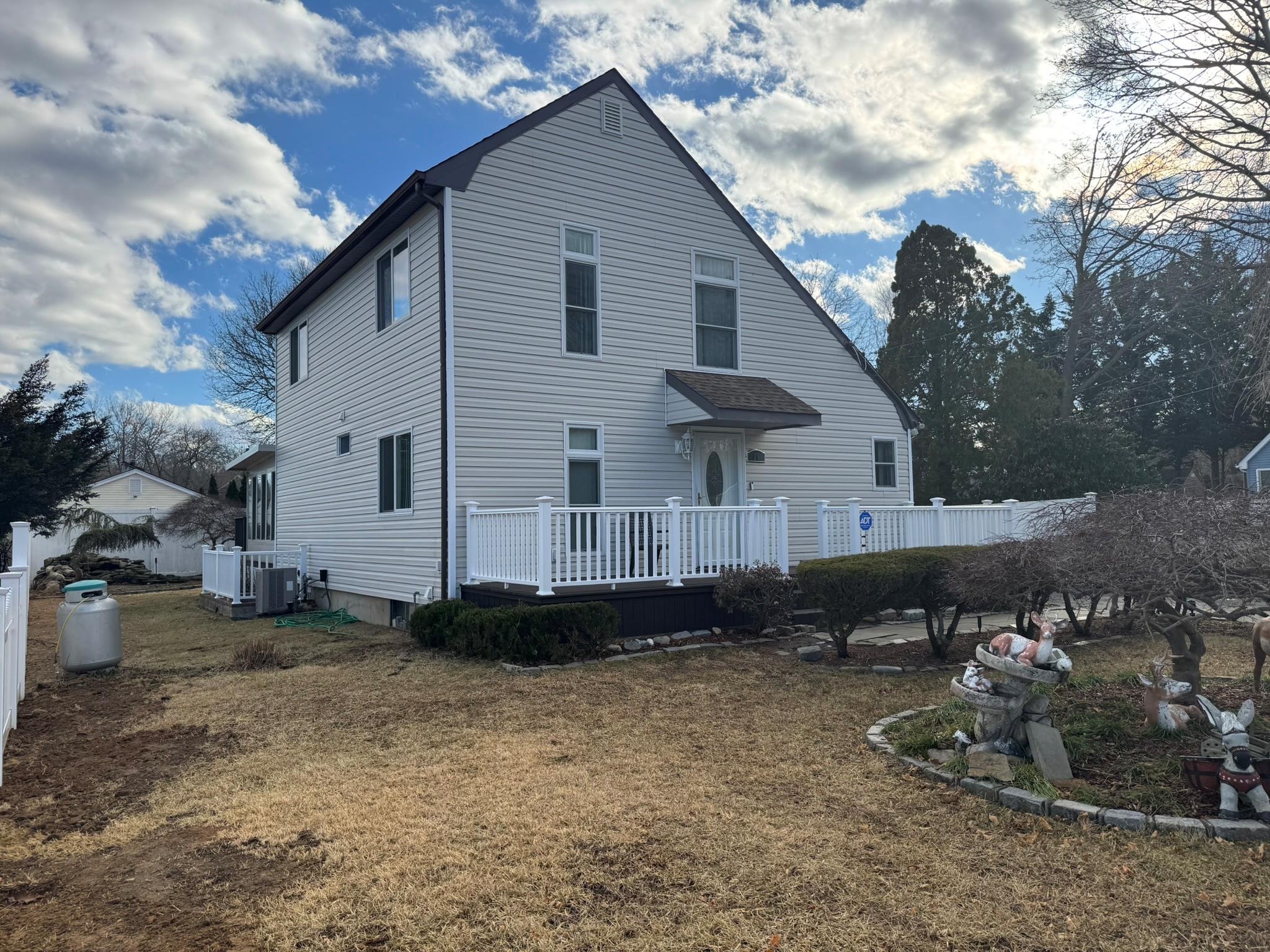 Single Family 15th  Suffolk County, NY 11792, MLS-821192-14