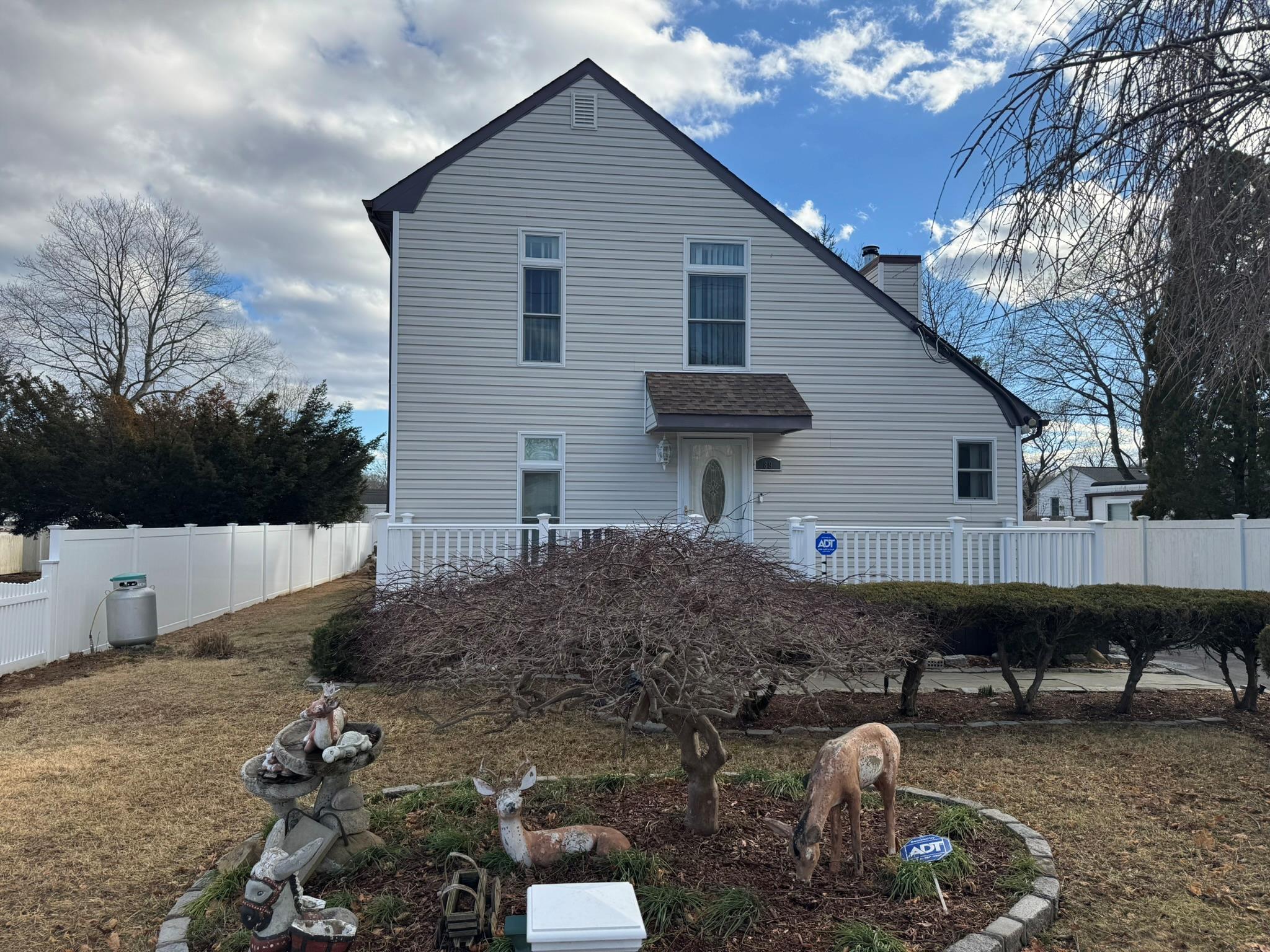 Single Family 15th  Suffolk County, NY 11792, MLS-821192-15