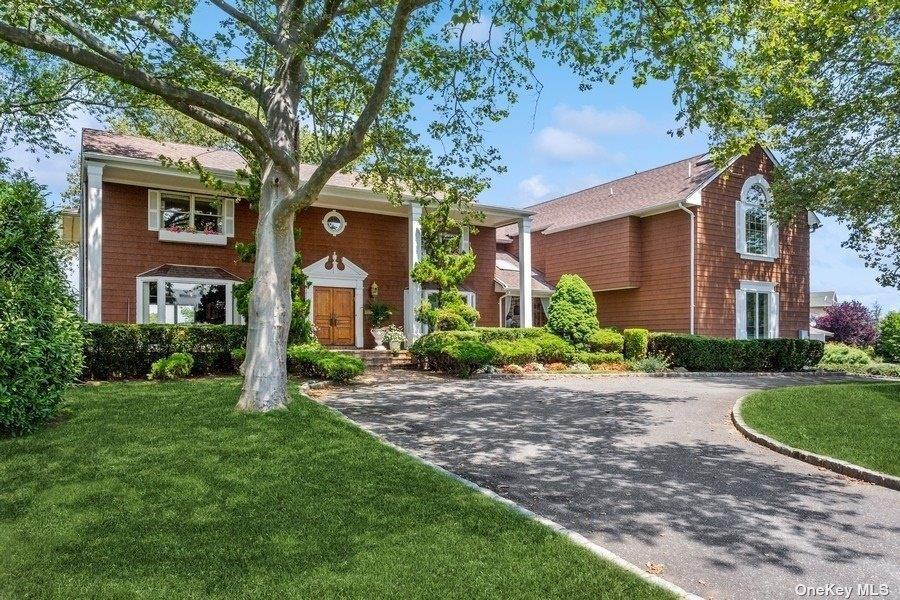 Single Family Thixton  Nassau County, NY 11557, MLS-821260-3