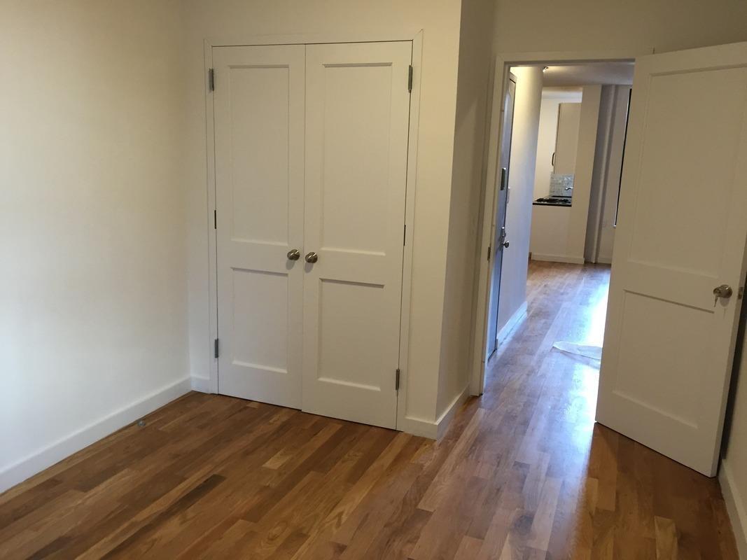 Single Family 30th Street  Queens, NY 11106, MLS-821390-14