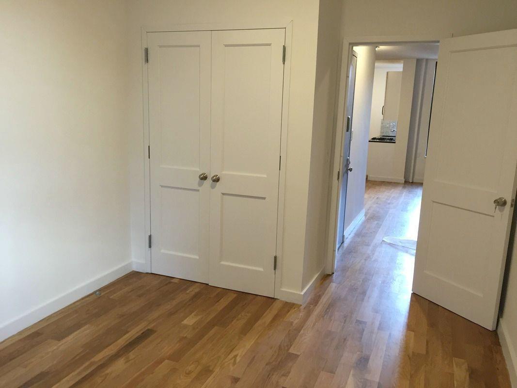 Single Family 30th Street  Queens, NY 11106, MLS-821390-17