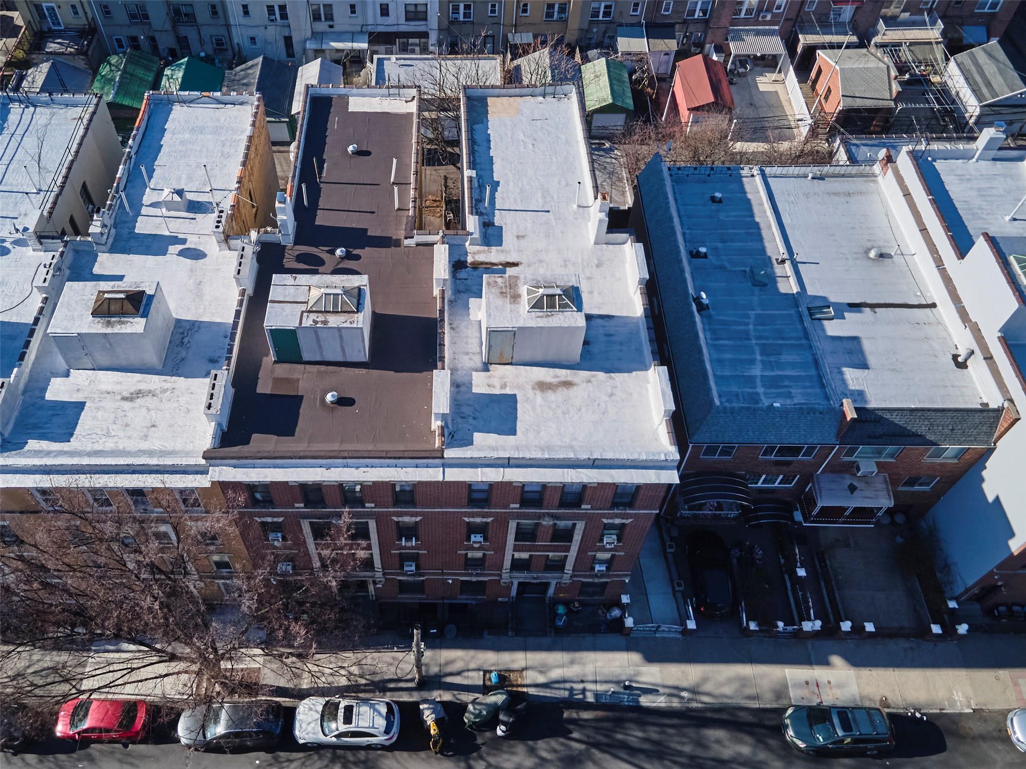 Single Family 30th Street  Queens, NY 11106, MLS-821390-6