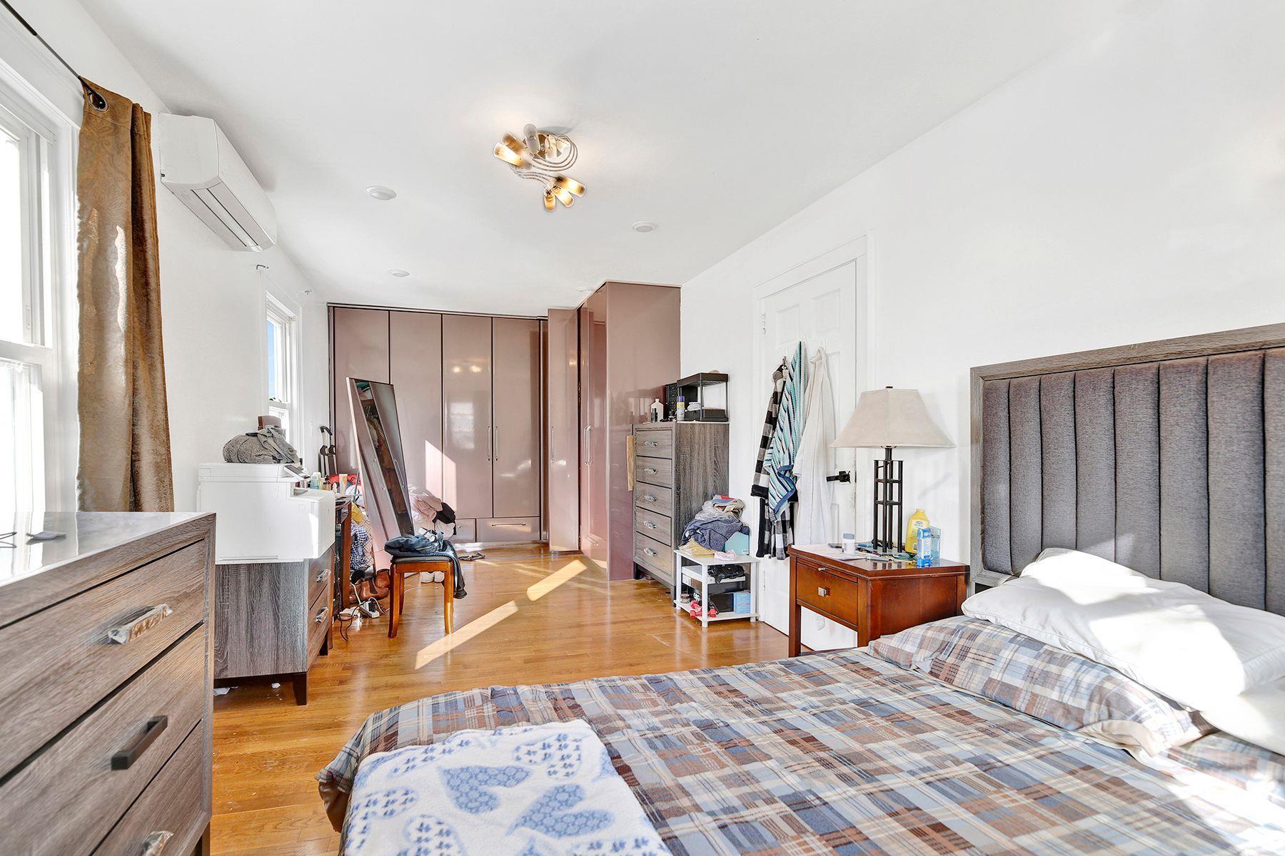 Single Family 62  Queens, NY 11375, MLS-821447-11