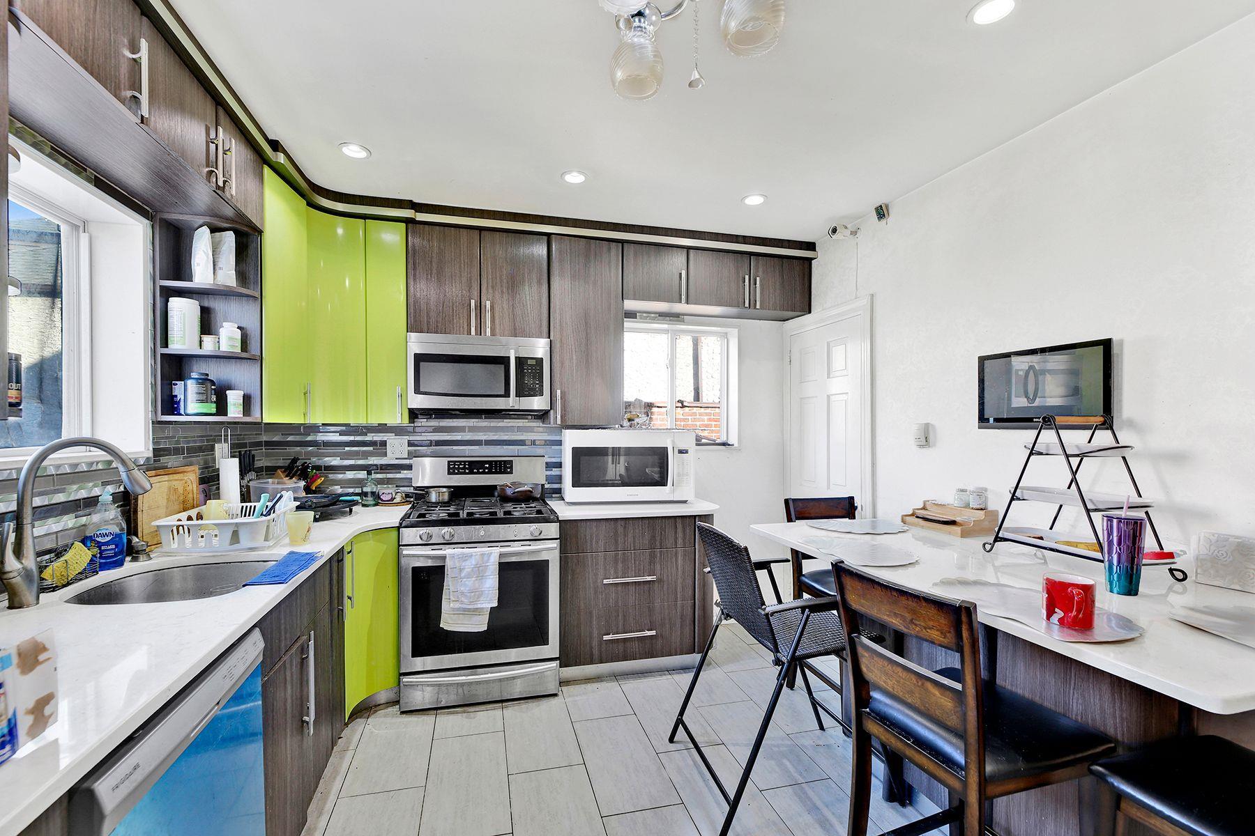 Single Family 62  Queens, NY 11375, MLS-821447-2
