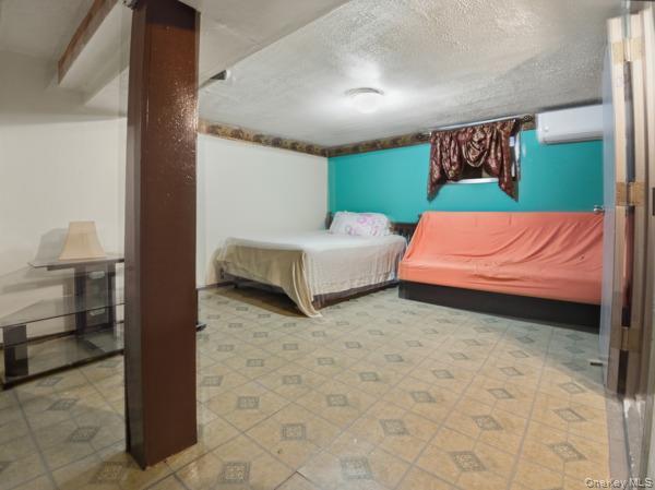 Single Family Devoe  Bronx, NY 10468, MLS-821479-21