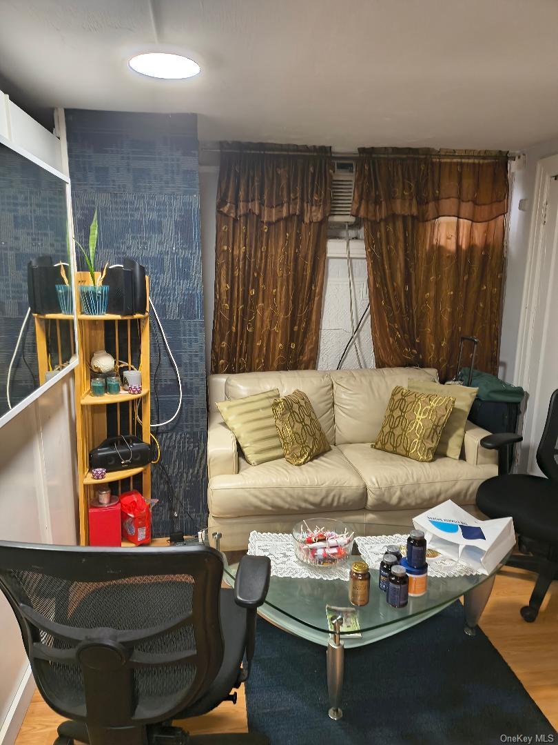 Single Family 31  Queens, NY 11369, MLS-821530-5