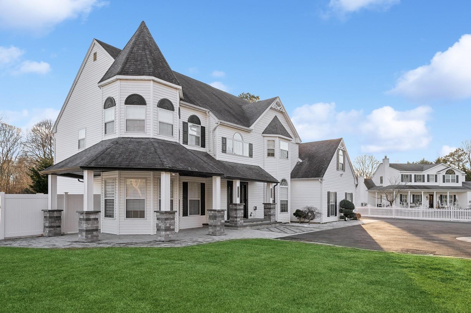 Single Family Blackpine  Suffolk County, NY 11742, MLS-821531-3