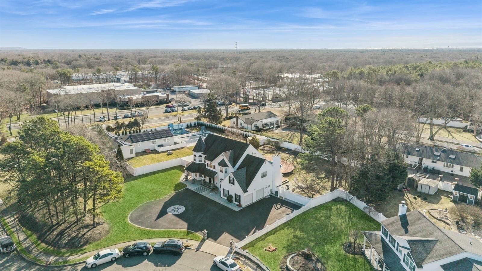 Single Family Blackpine  Suffolk County, NY 11742, MLS-821531-38