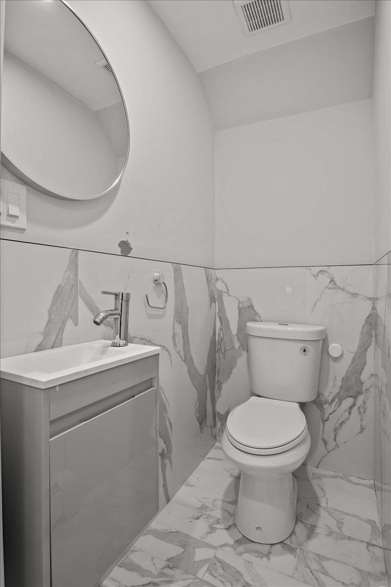 Single Family 115th Road  Queens, NY 11411, MLS-821547-4