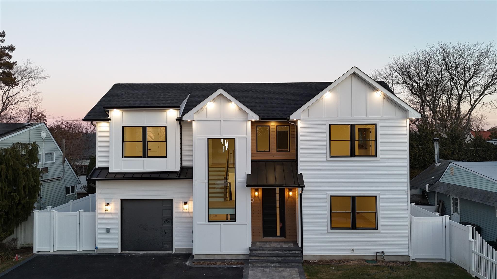 Single Family Crown  Nassau County, NY 11590, MLS-821604-2