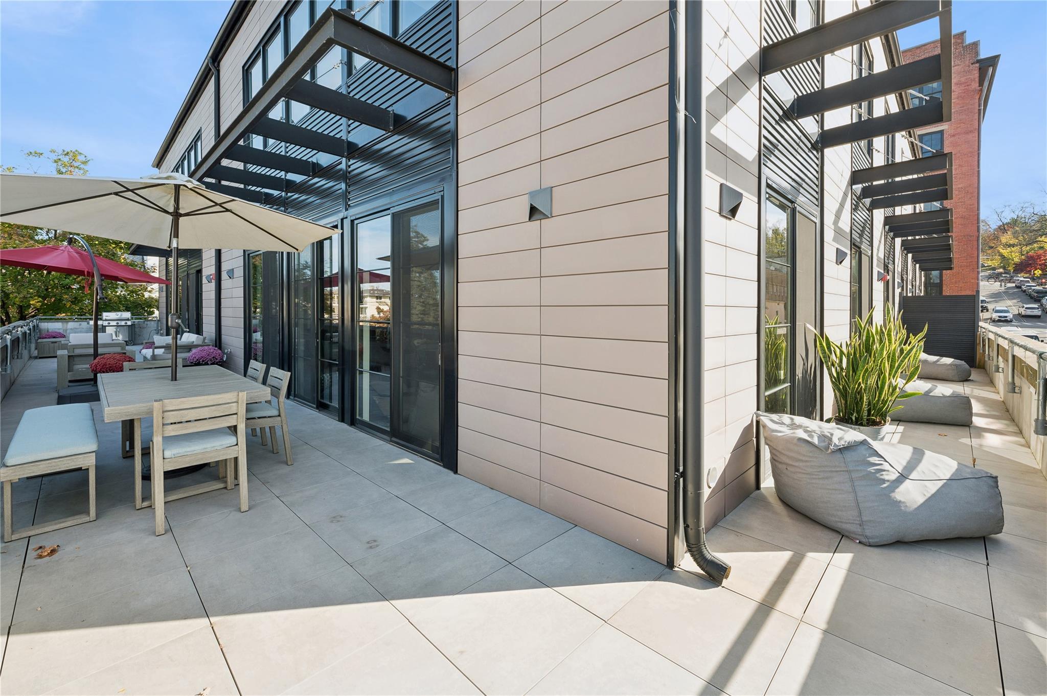 Condo Chestnut  Westchester County, NY 10522, MLS-821698-23