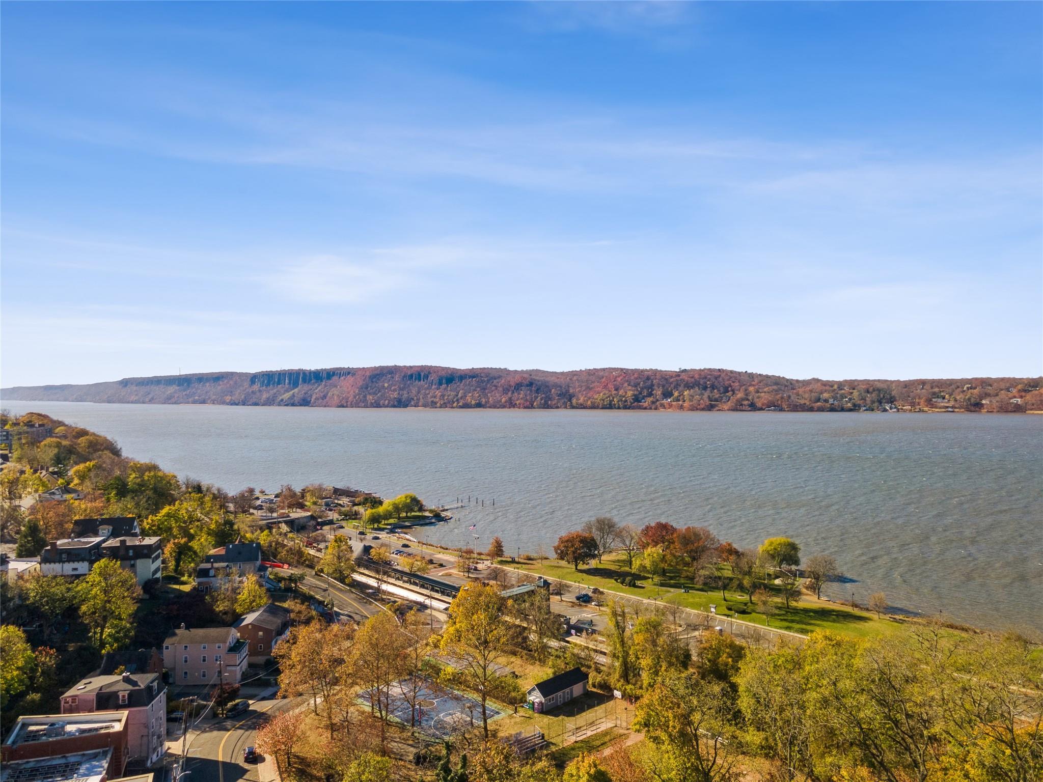 Condo Chestnut  Westchester County, NY 10522, MLS-821698-32