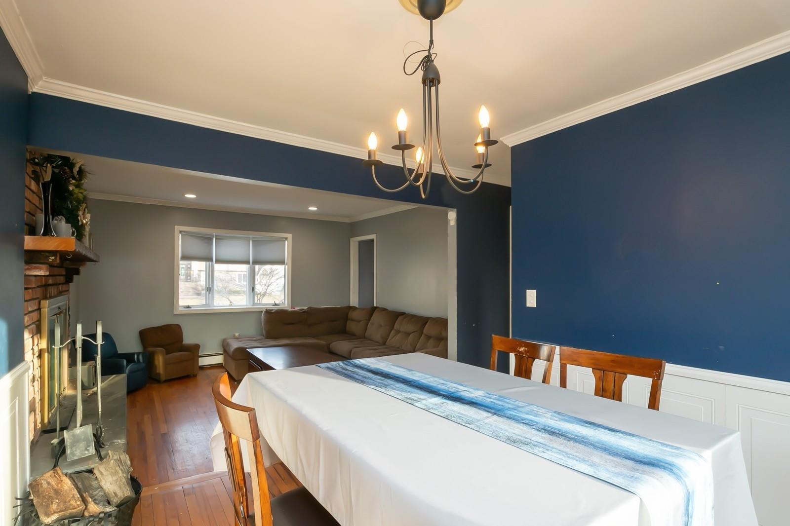 Single Family Hyman  Suffolk County, NY 11706, MLS-821752-11