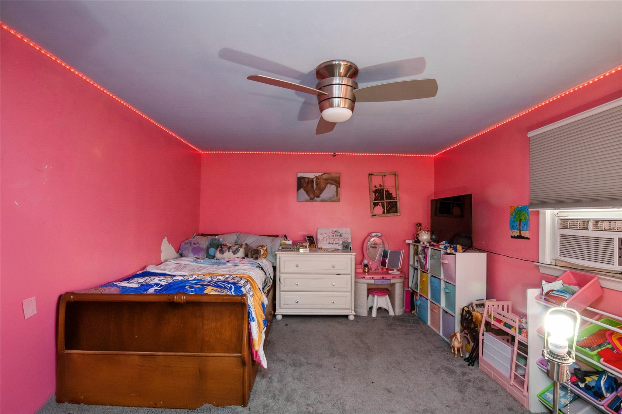Single Family Hyman  Suffolk County, NY 11706, MLS-821752-18