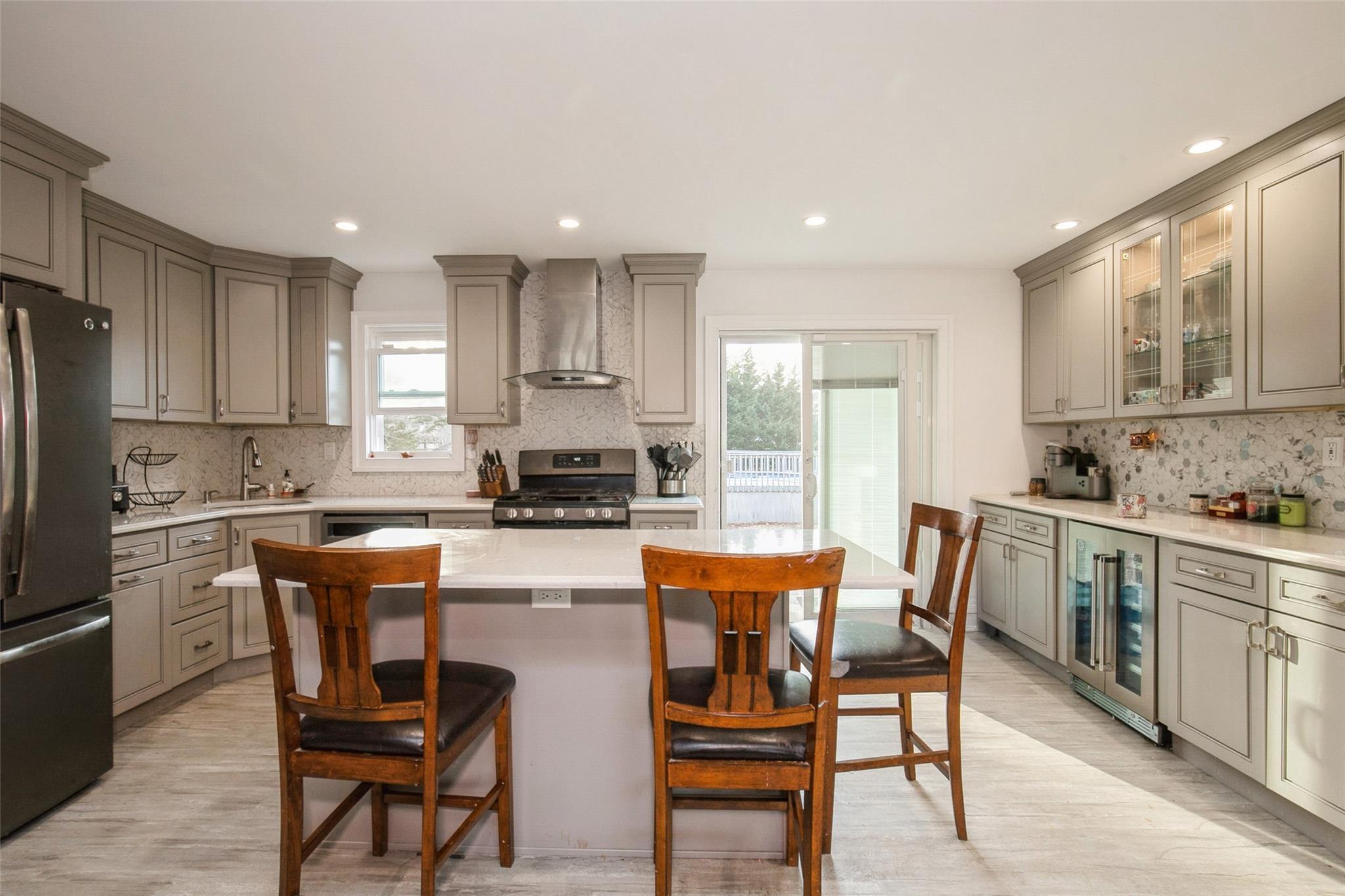 Single Family Hyman  Suffolk County, NY 11706, MLS-821752-5