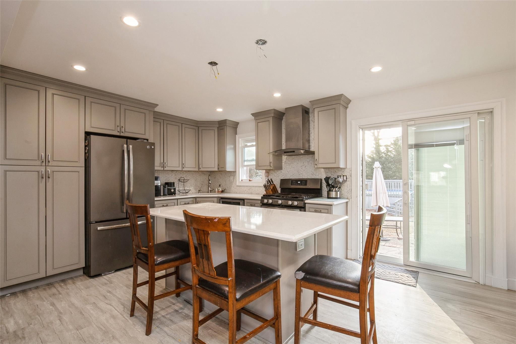 Single Family Hyman  Suffolk County, NY 11706, MLS-821752-6