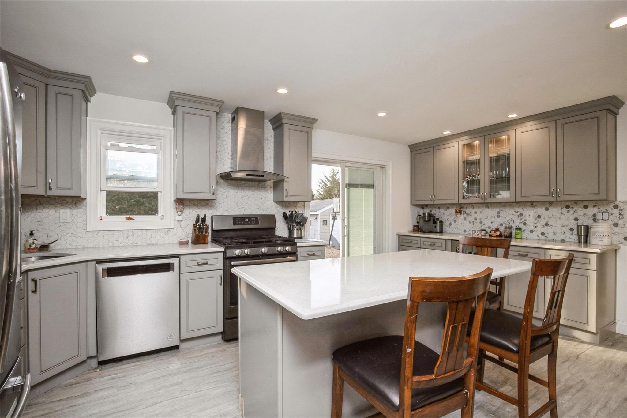 Single Family Hyman  Suffolk County, NY 11706, MLS-821752-7