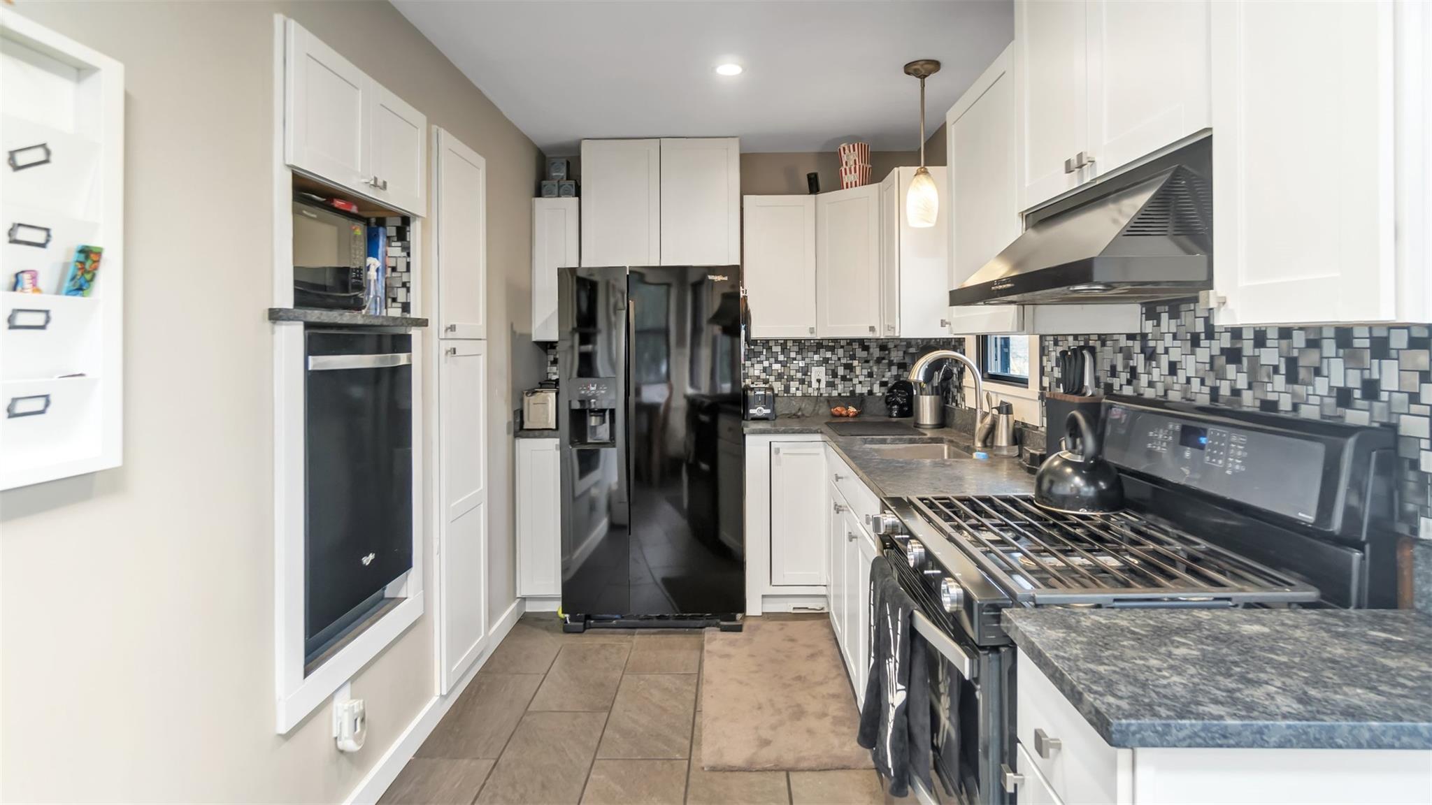 Single Family Quogue Riverhead  Suffolk County, NY 11942, MLS-821813-13