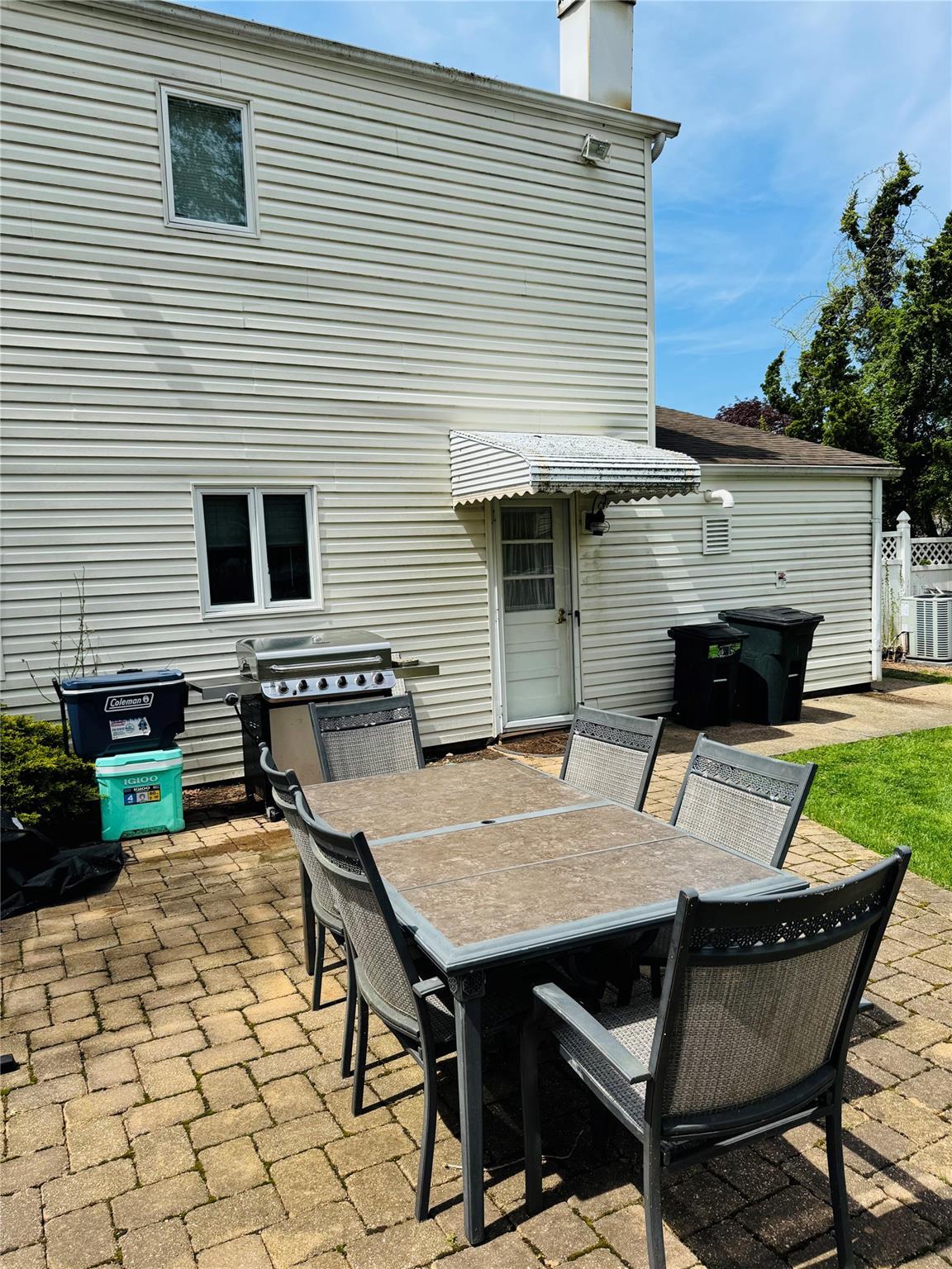 Single Family Colmar  Suffolk County, NY 11755, MLS-821820-19