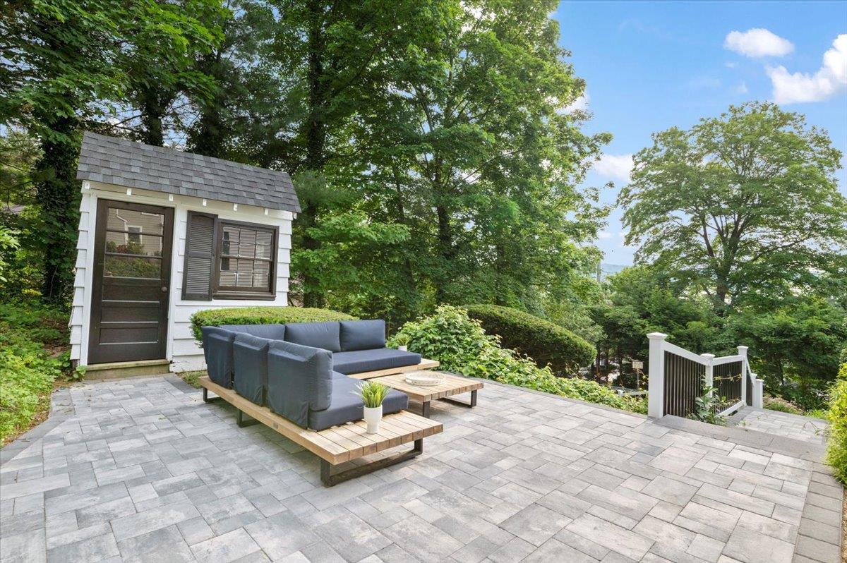 Single Family Fairway  Suffolk County, NY 11724, MLS-821825-32