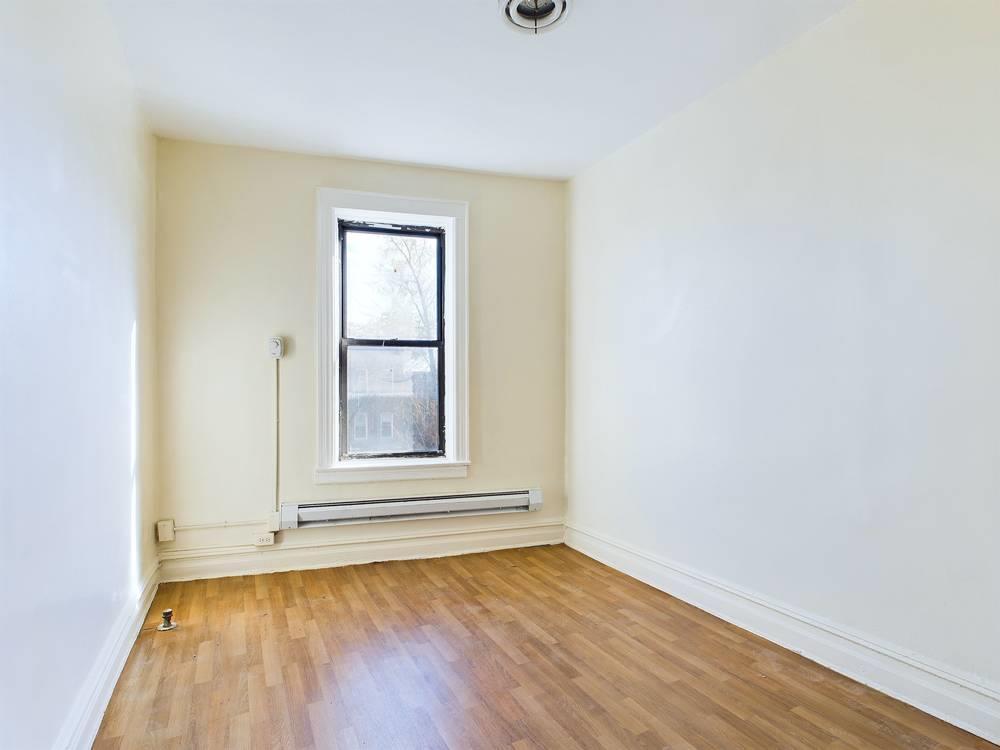 Apartment Fort Hamilton  Brooklyn, NY 11219, MLS-821854-7