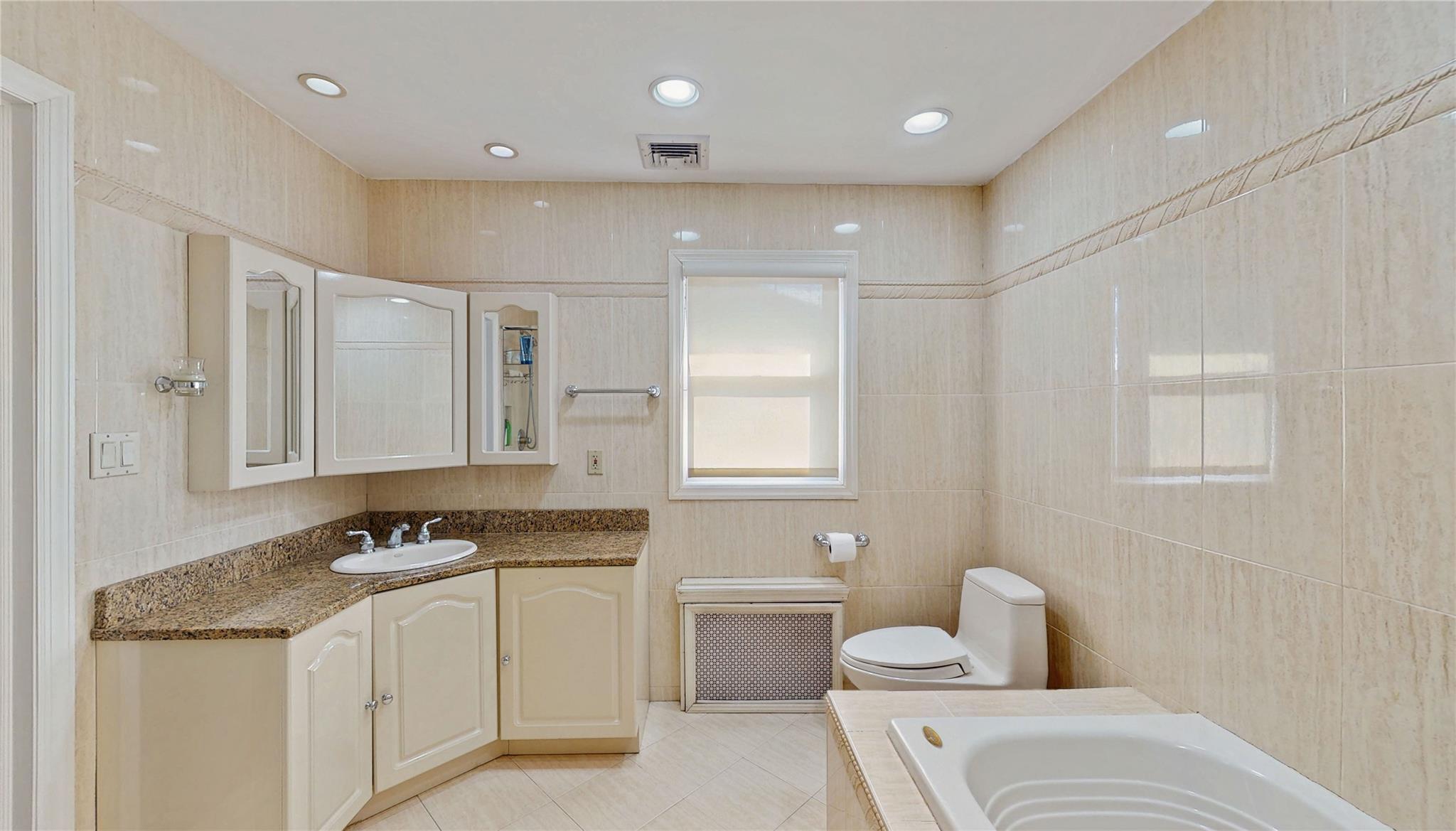 Single Family Midwood  Nassau County, NY 11598, MLS-821858-34