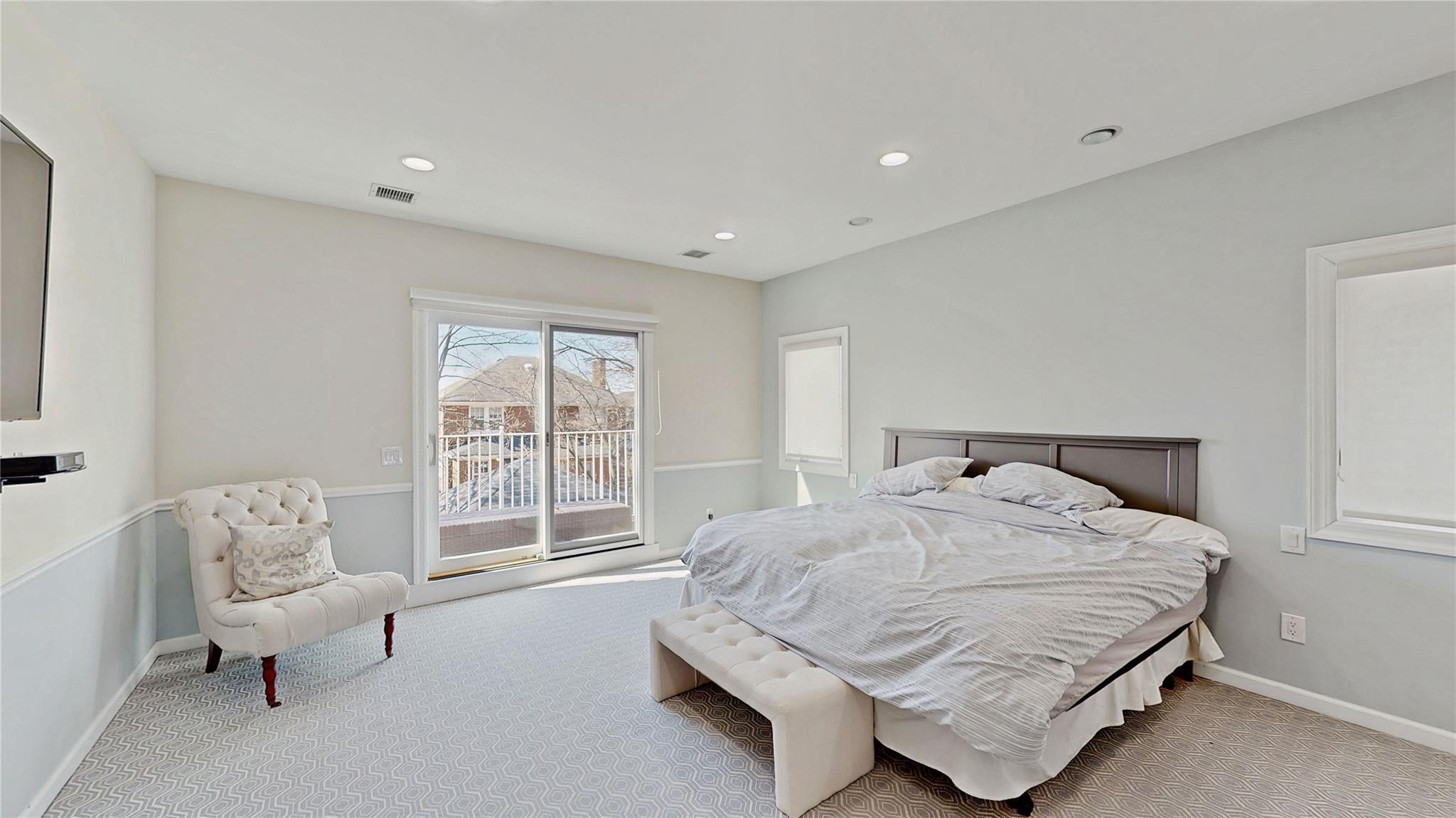 Single Family Midwood  Nassau County, NY 11598, MLS-821858-40