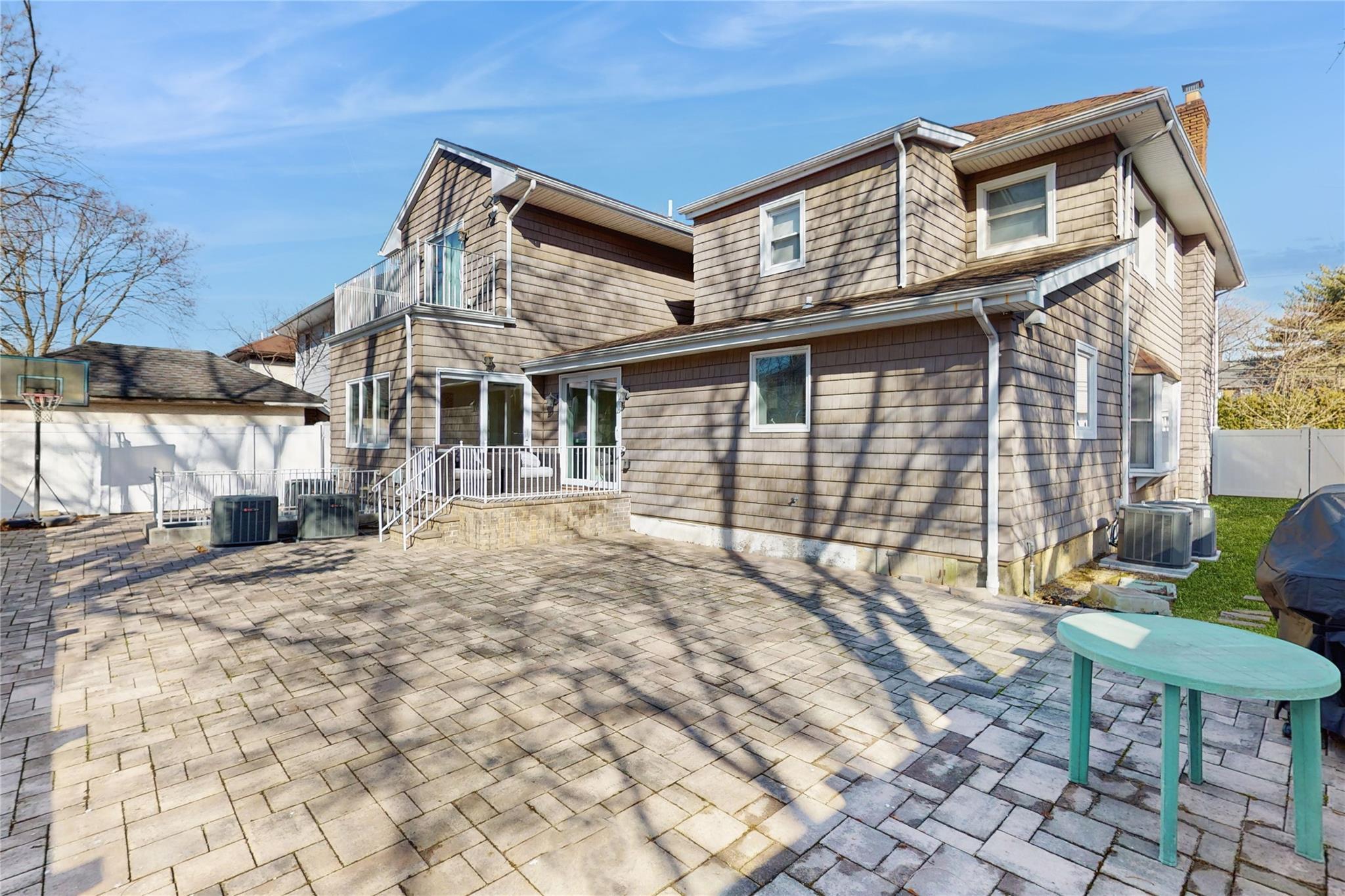 Single Family Midwood  Nassau County, NY 11598, MLS-821858-48