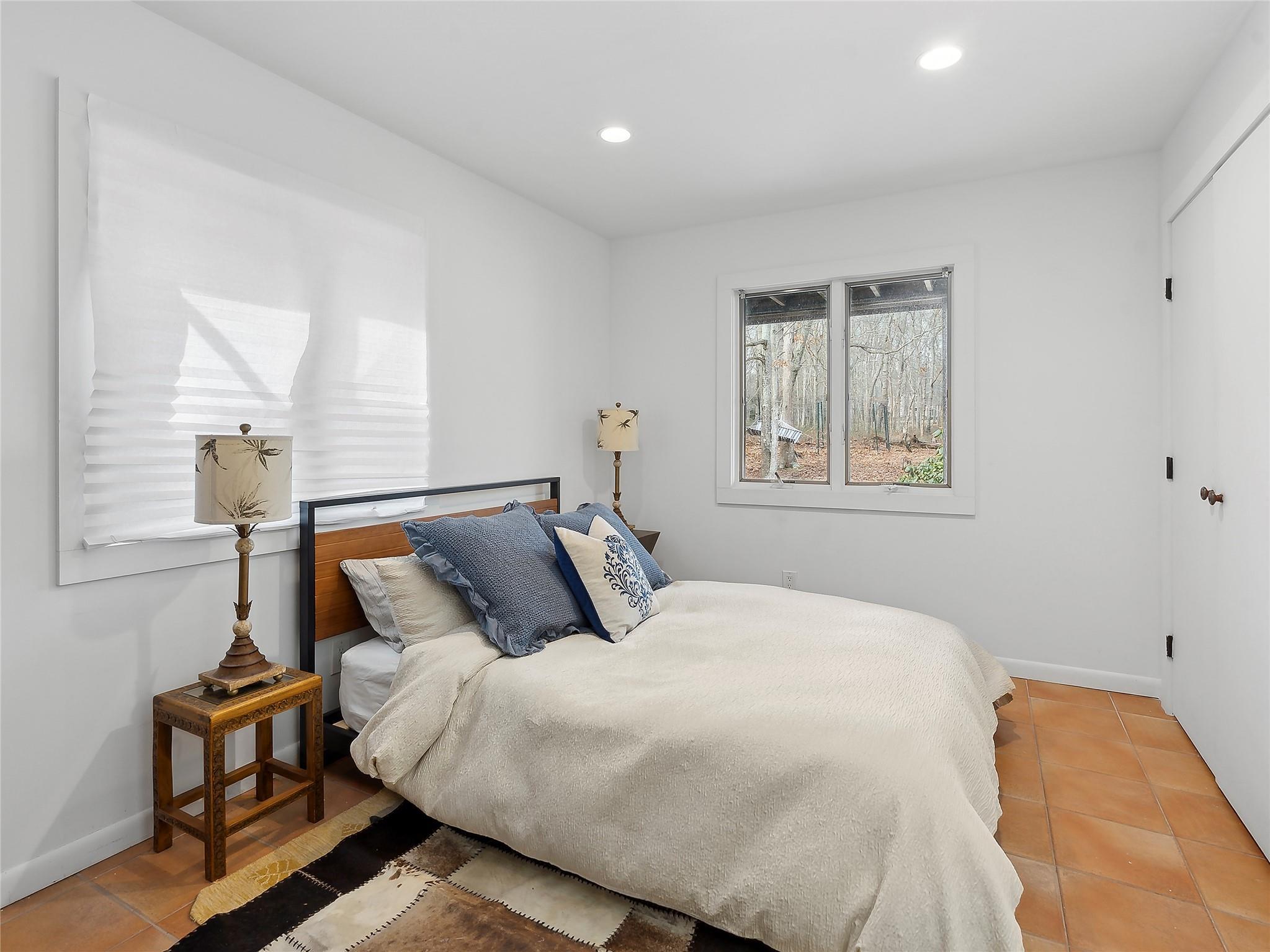 Single Family Edison  Suffolk County, NY 11954, MLS-821859-16