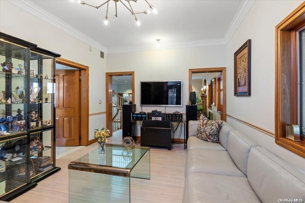 Single Family Summit  Queens, NY 11357, MLS-821877-13