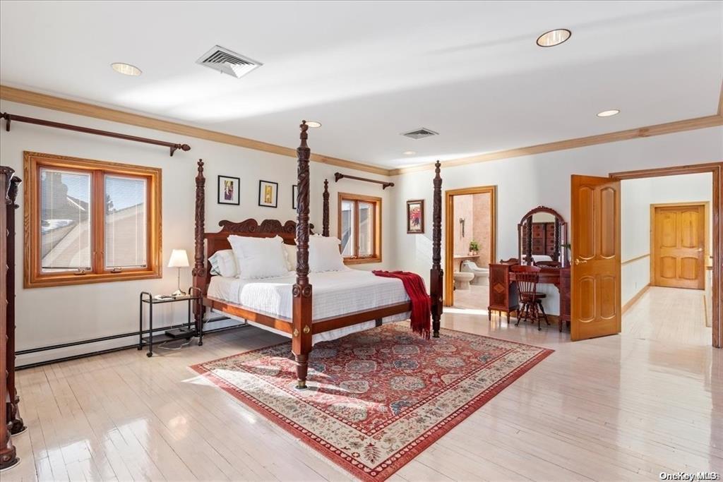 Single Family Summit  Queens, NY 11357, MLS-821877-27