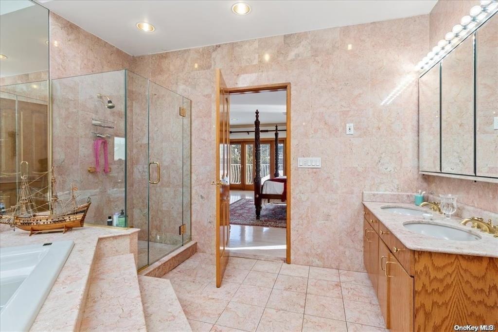 Single Family Summit  Queens, NY 11357, MLS-821877-29