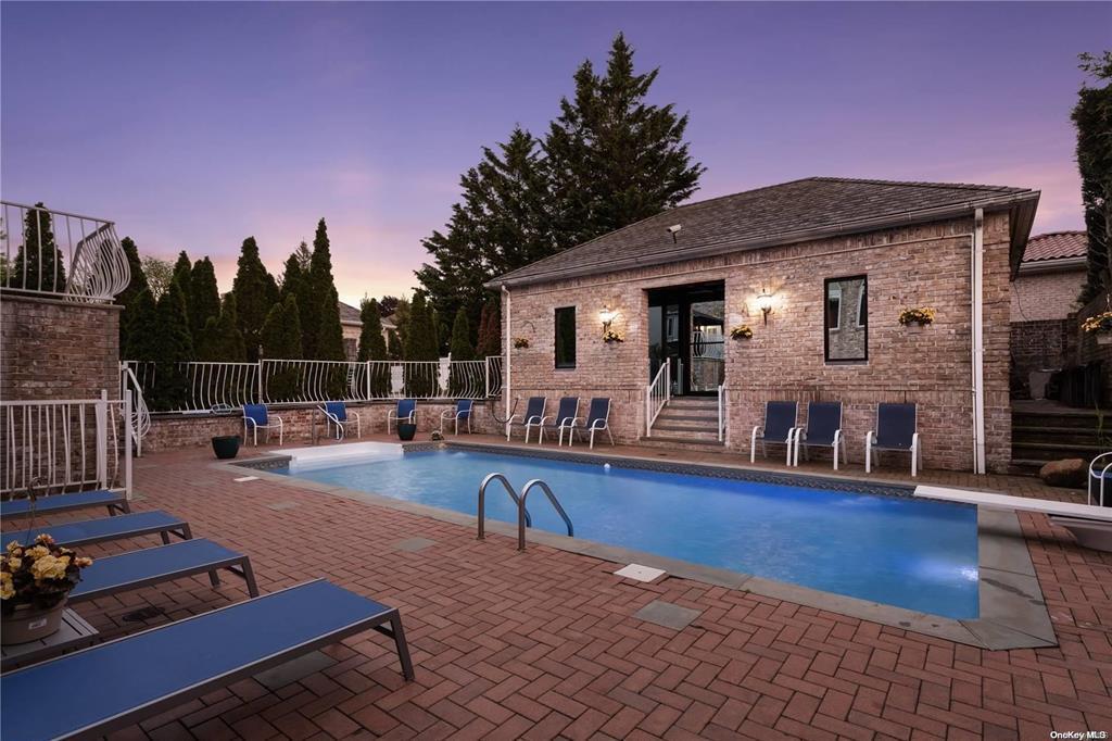 Single Family Summit  Queens, NY 11357, MLS-821877-41