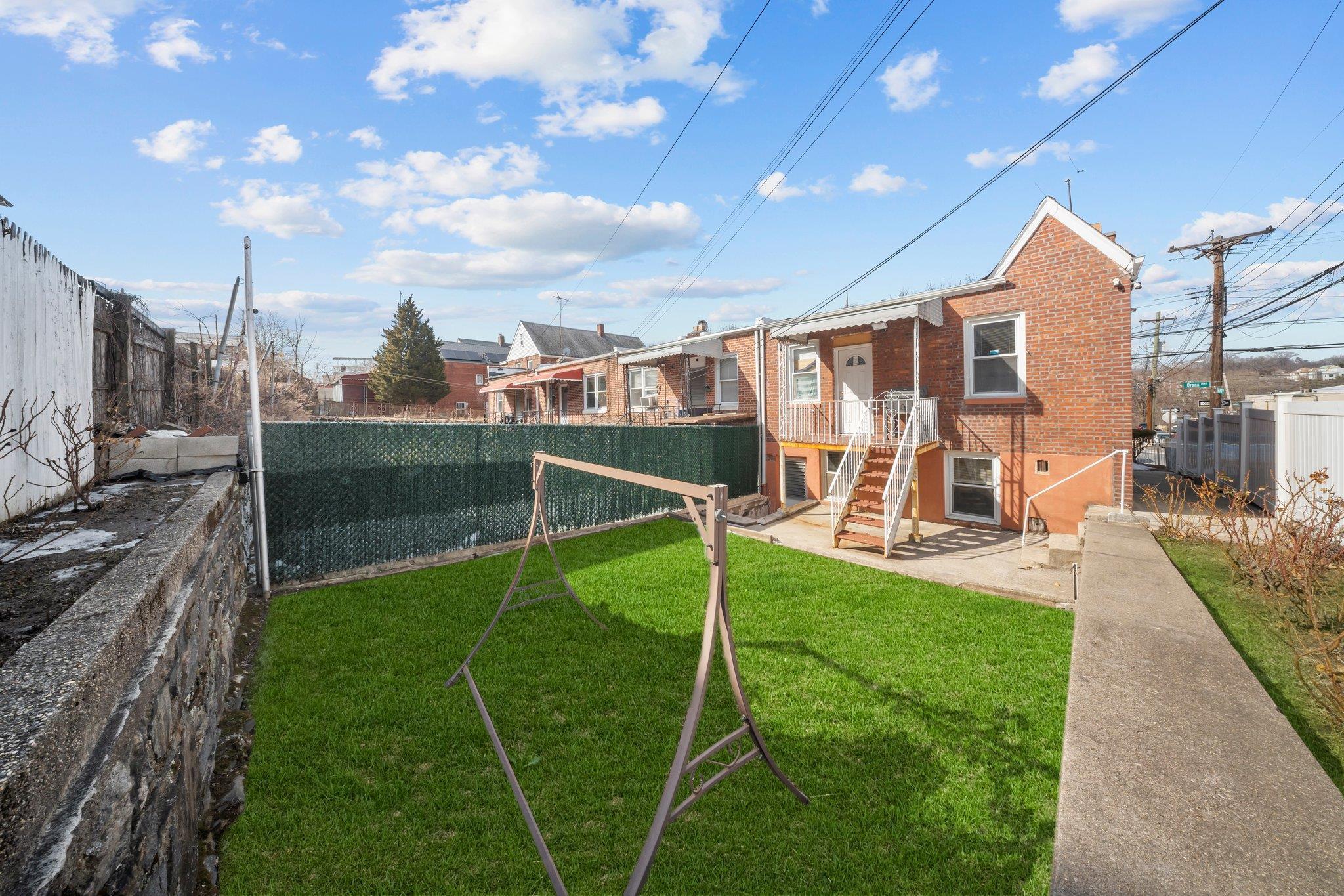 Single Family Bronx  Bronx, NY 10470, MLS-821910-29