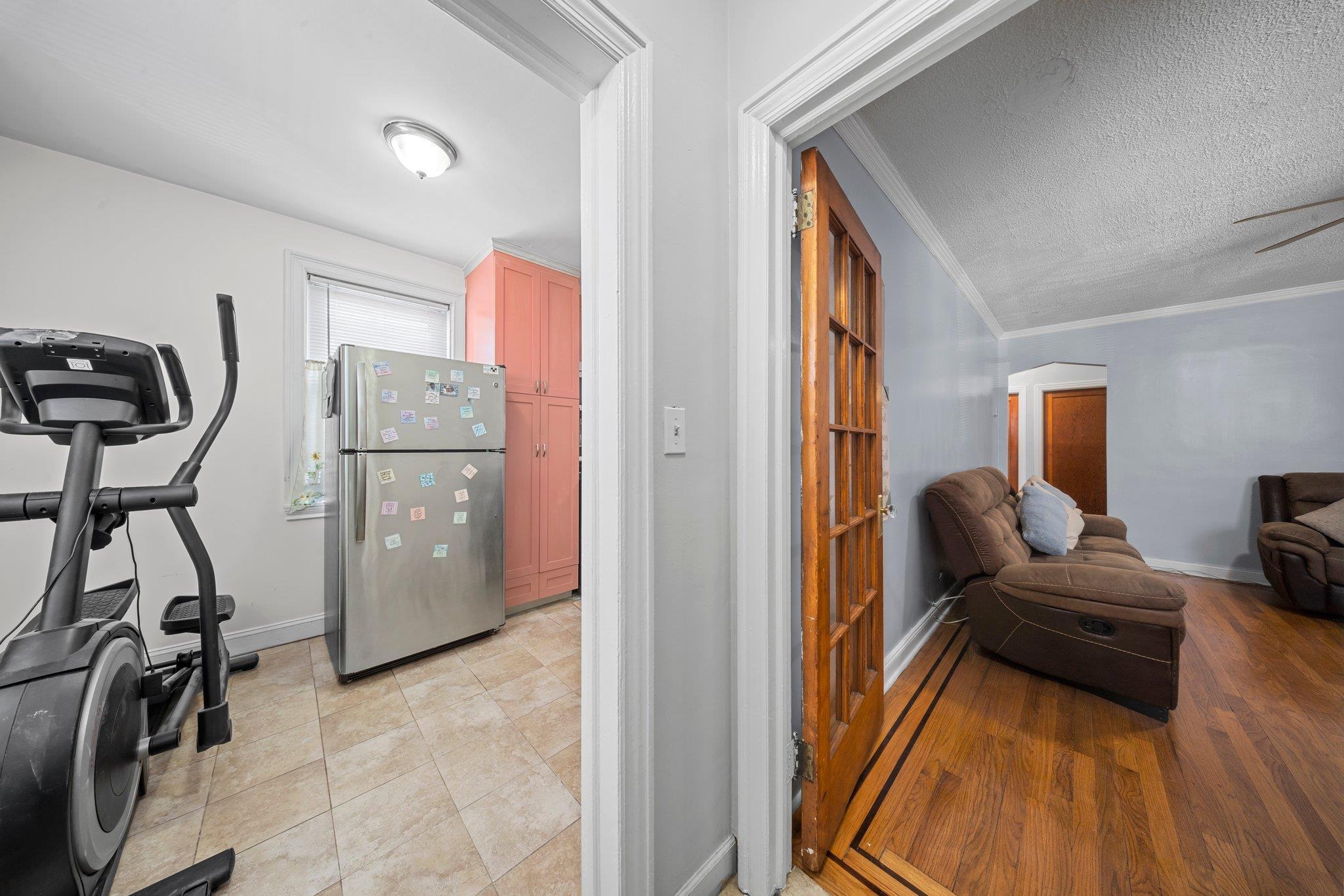 Single Family Bronx  Bronx, NY 10470, MLS-821910-5