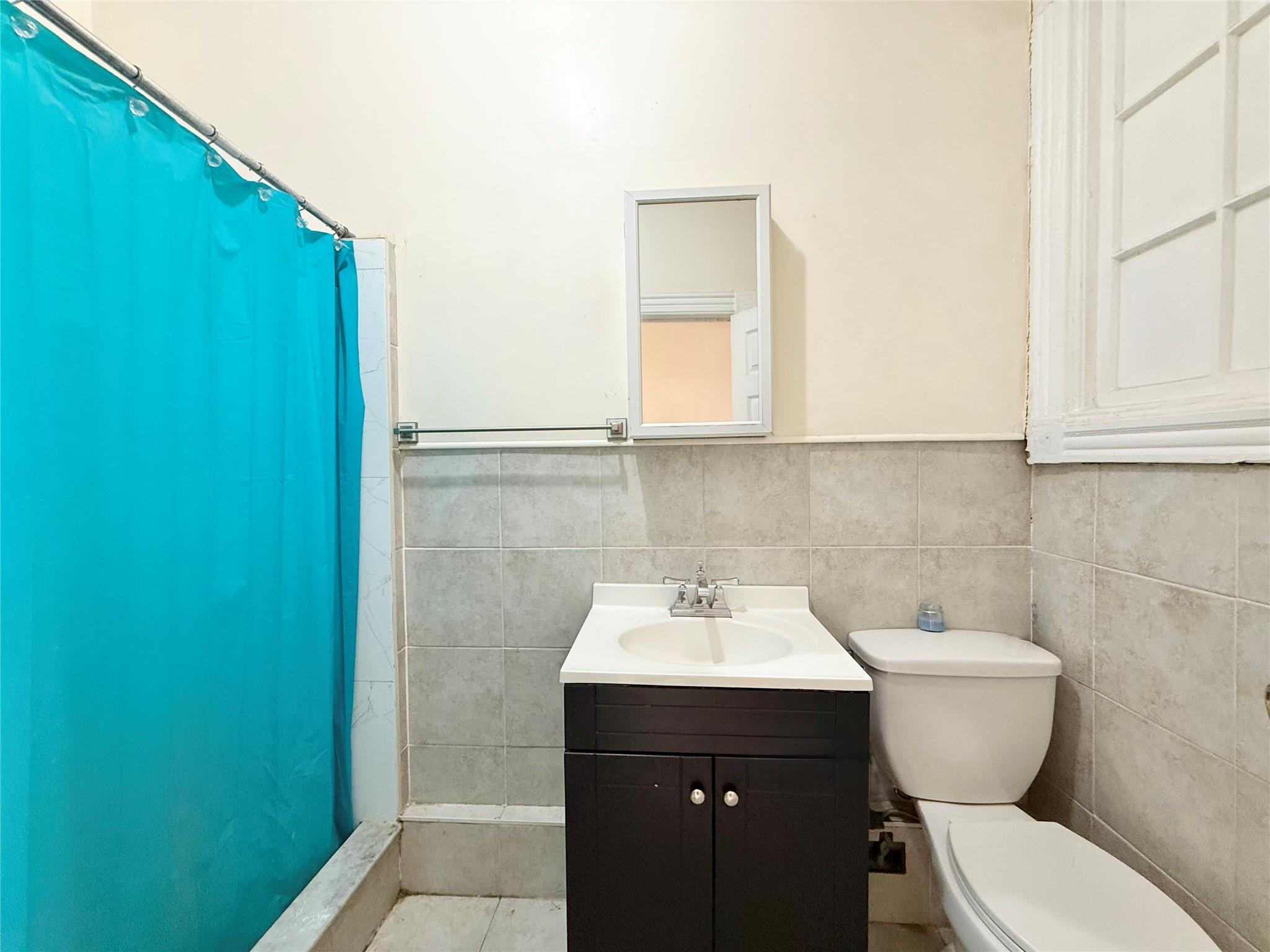 Single Family Etna  Brooklyn, NY 11208, MLS-821921-8