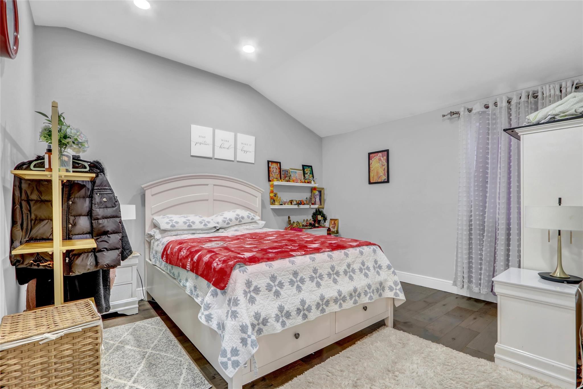 Single Family Chatham  Suffolk County, NY 11746, MLS-821928-15
