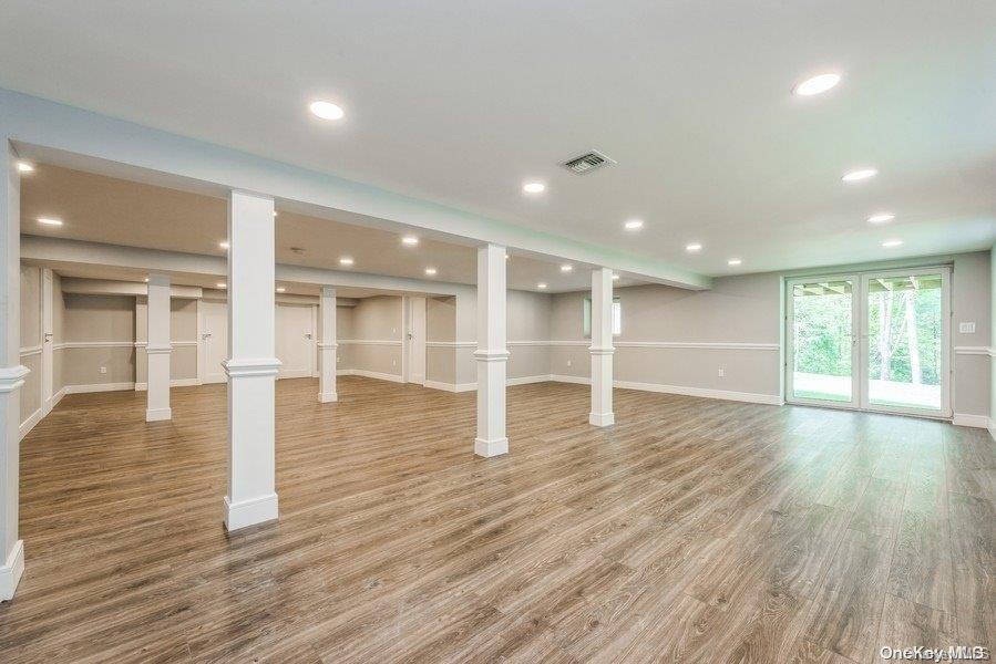 Single Family Chatham  Suffolk County, NY 11746, MLS-821928-32