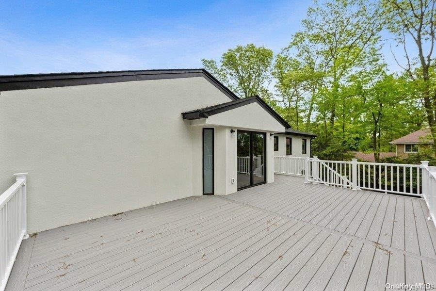 Single Family Chatham  Suffolk County, NY 11746, MLS-821928-34