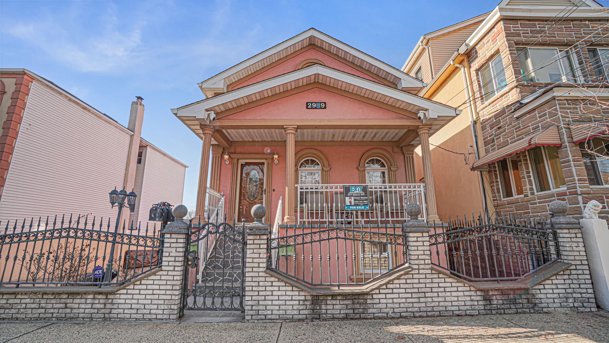Single Family Morgan  Bronx, NY 10469, MLS-822003-2