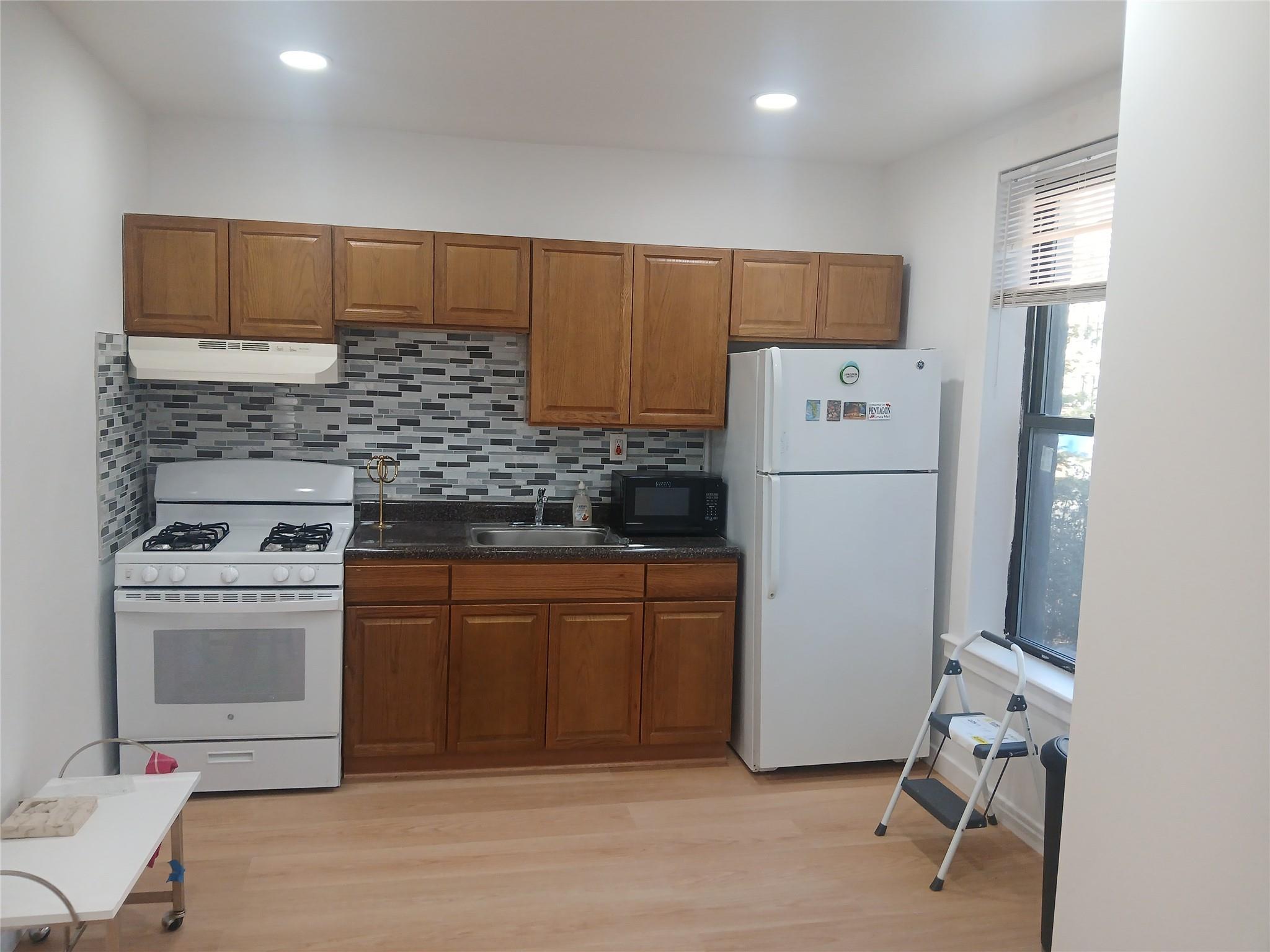 Coop Mapes  Bronx, NY 10460, MLS-822018-7