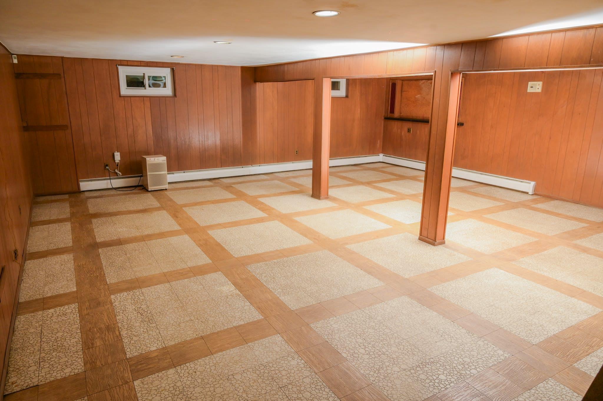 Single Family Stanton  Nassau County, NY 11510, MLS-822036-18