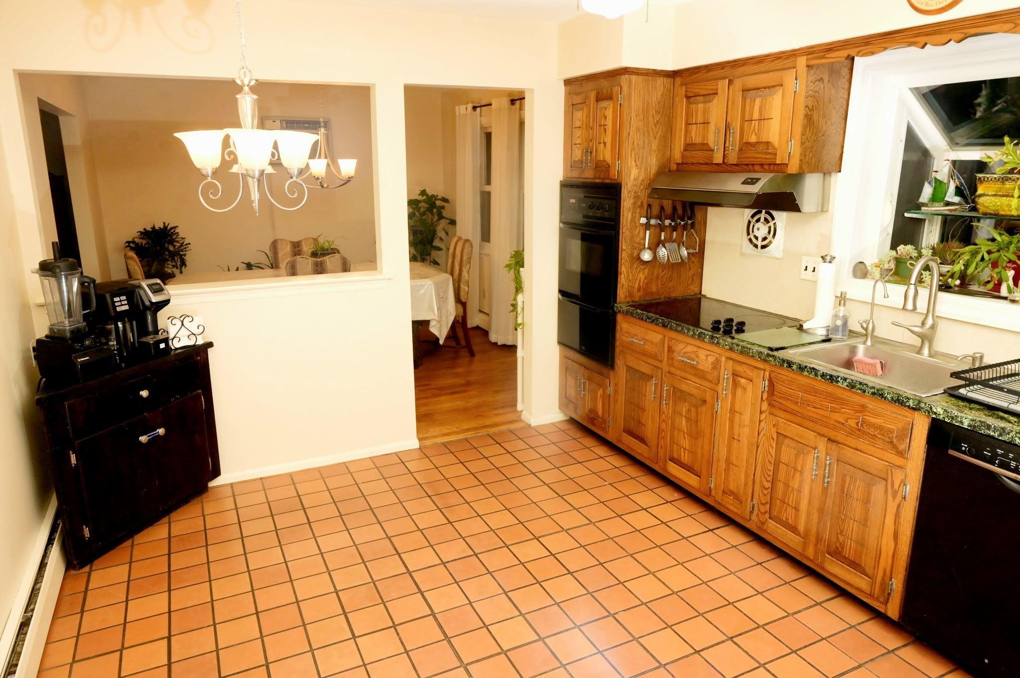 Single Family Stanton  Nassau County, NY 11510, MLS-822036-5