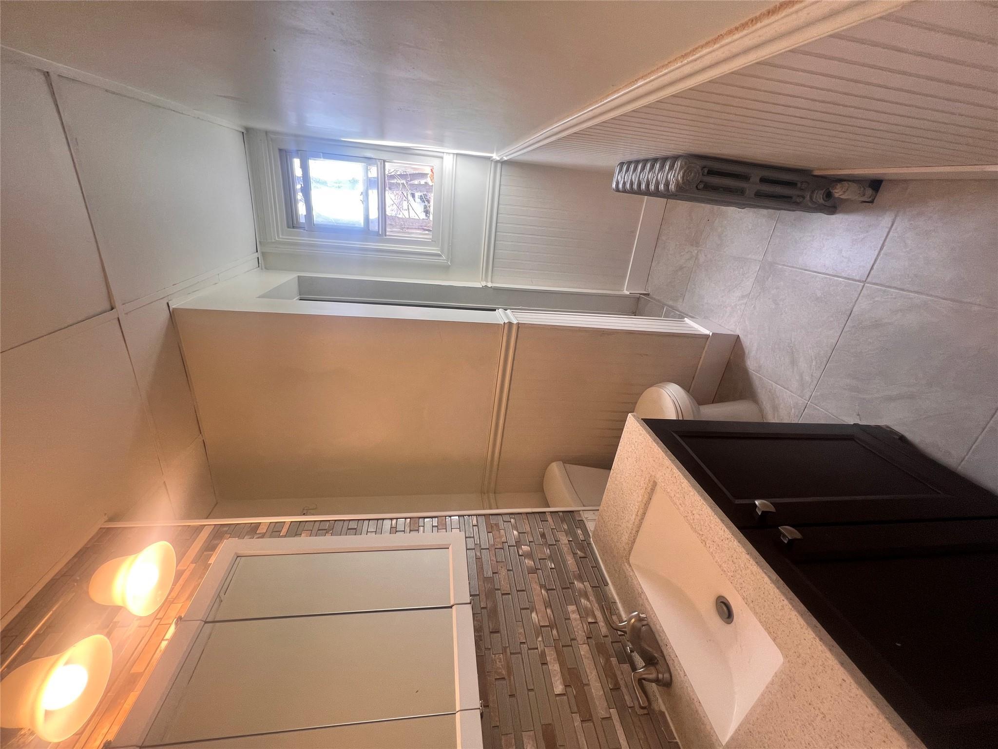 Single Family Hooker  Dutchess County, NY 12601, MLS-822042-20