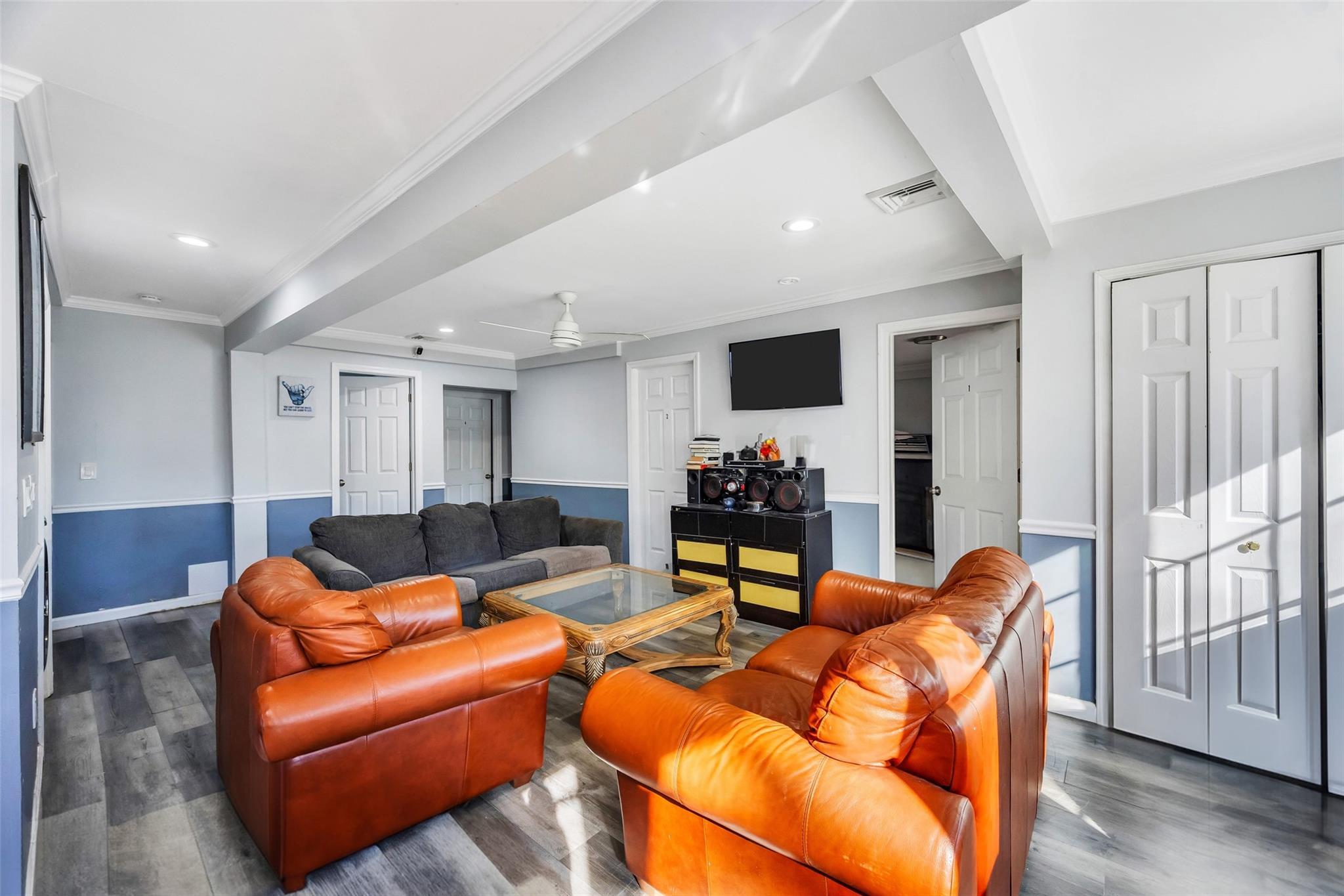 Single Family Traction  Suffolk County, NY 11772, MLS-822067-10