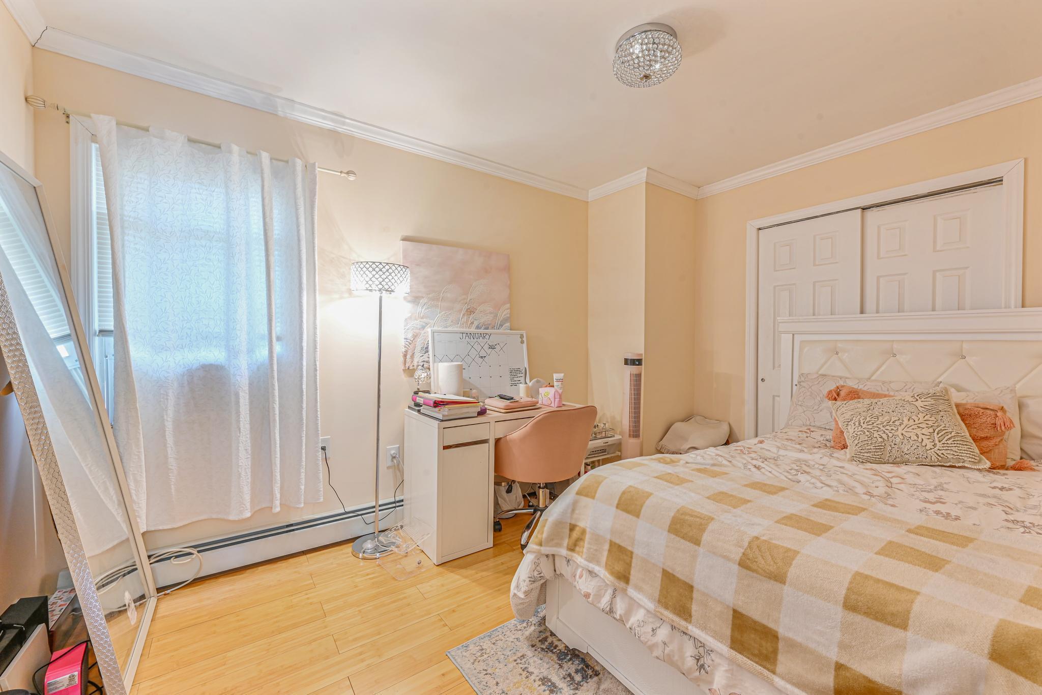 Single Family 160th  Queens, NY 11433, MLS-822072-10