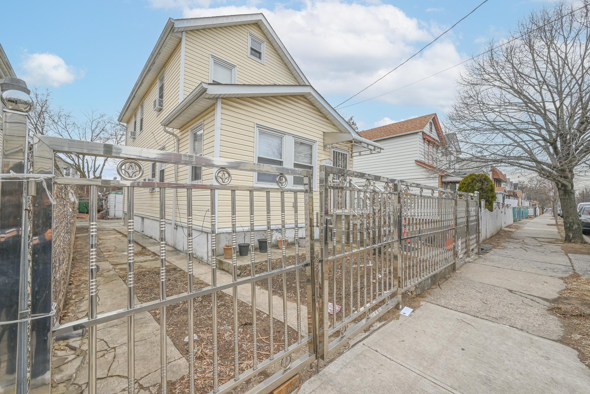 Single Family 160th  Queens, NY 11433, MLS-822072-2