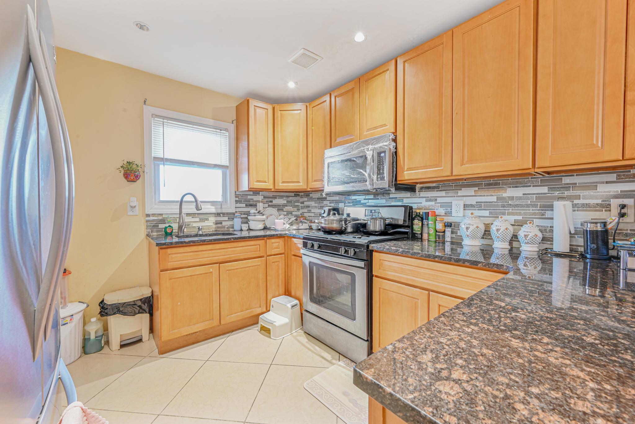 Single Family 160th  Queens, NY 11433, MLS-822072-5