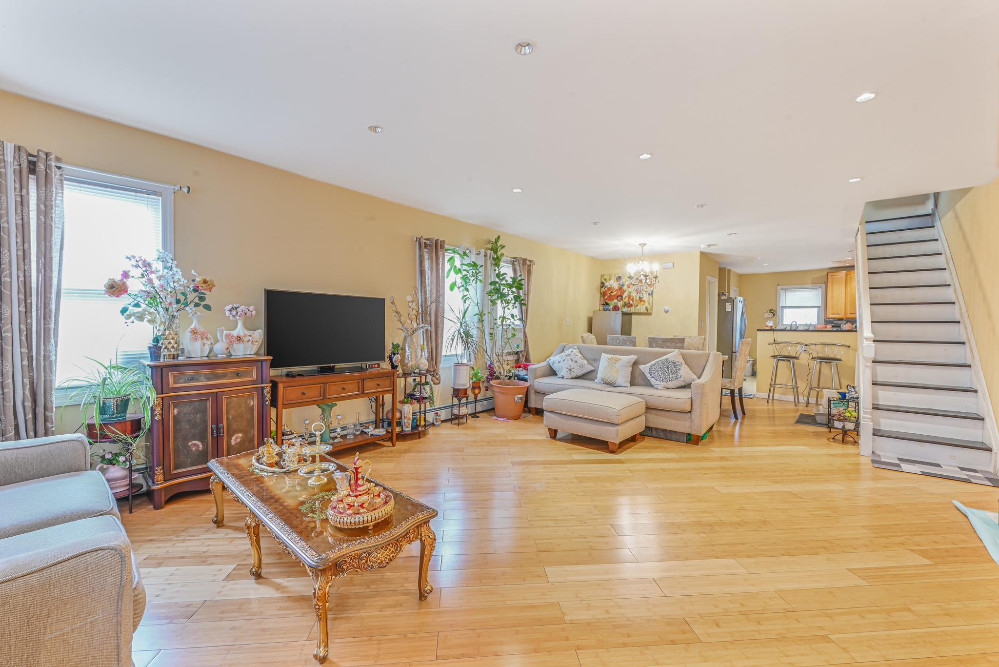 Single Family 160th  Queens, NY 11433, MLS-822072-7